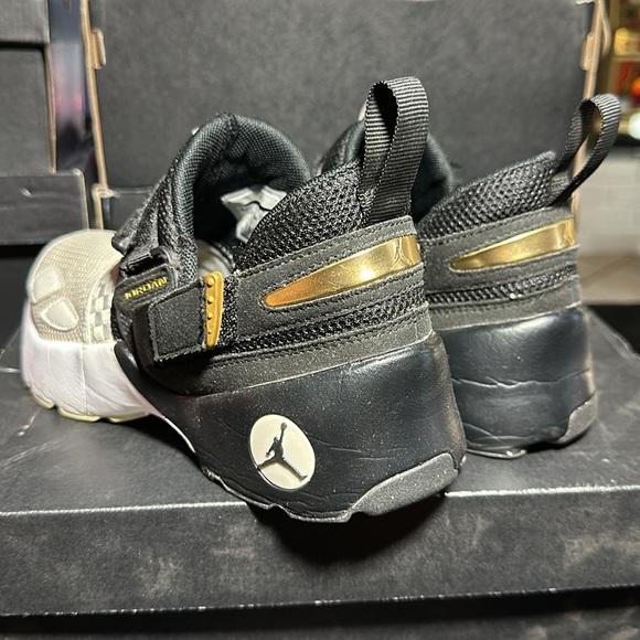 JORDAN TRUNNER LX BG Size 5.5Y - Picture 2 of 3